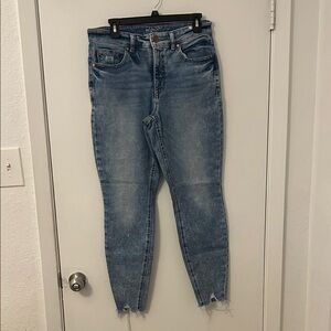 Stylish Blue Cropped Jeans